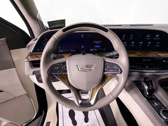 Used 2023 Cadillac Escalade ESV Premium Luxury Platinum image 11