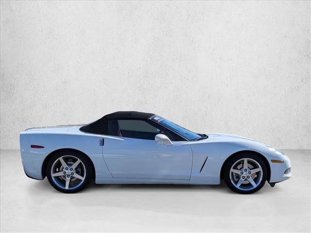 Used 2005 Chevrolet Corvette w/ Preferred Equipment Group image 4