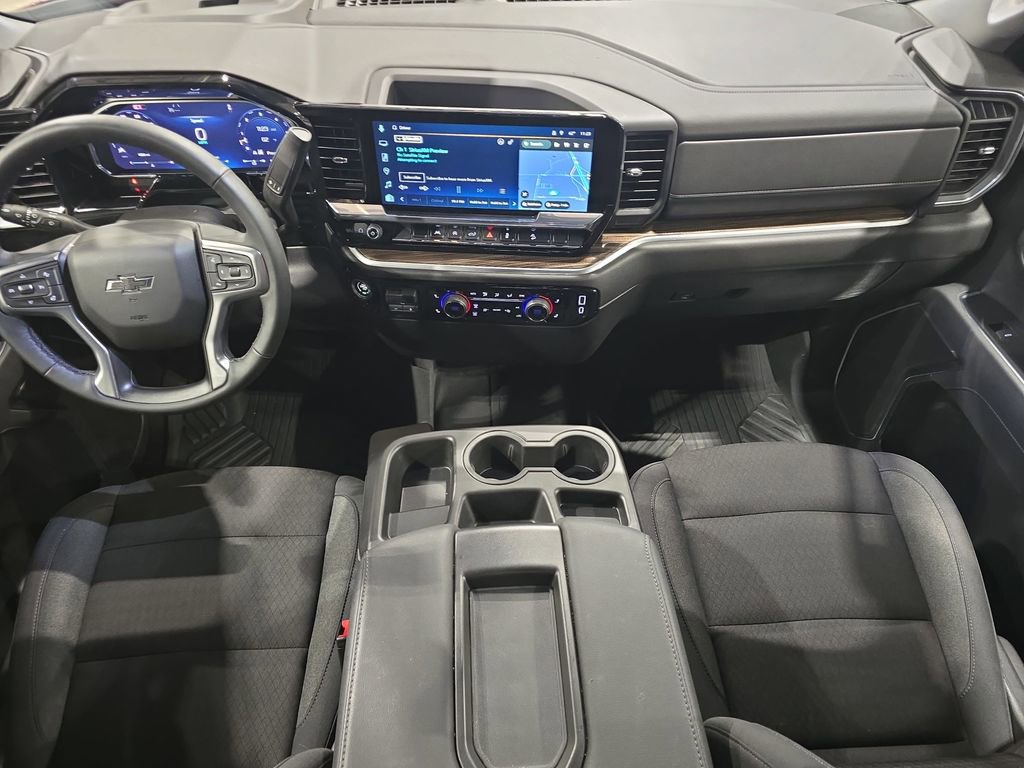 Used 2026 Chevrolet Silverado 1500 RST image 9