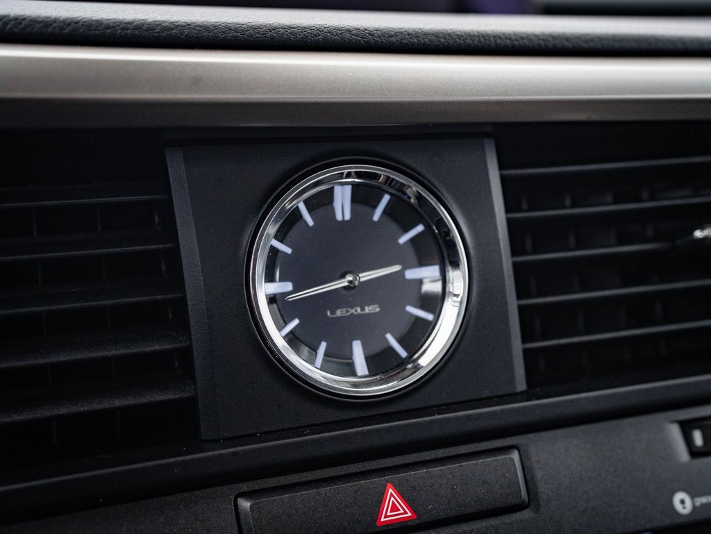 Used 2017 Lexus RX 350 AWD w/ Premium Package image 32