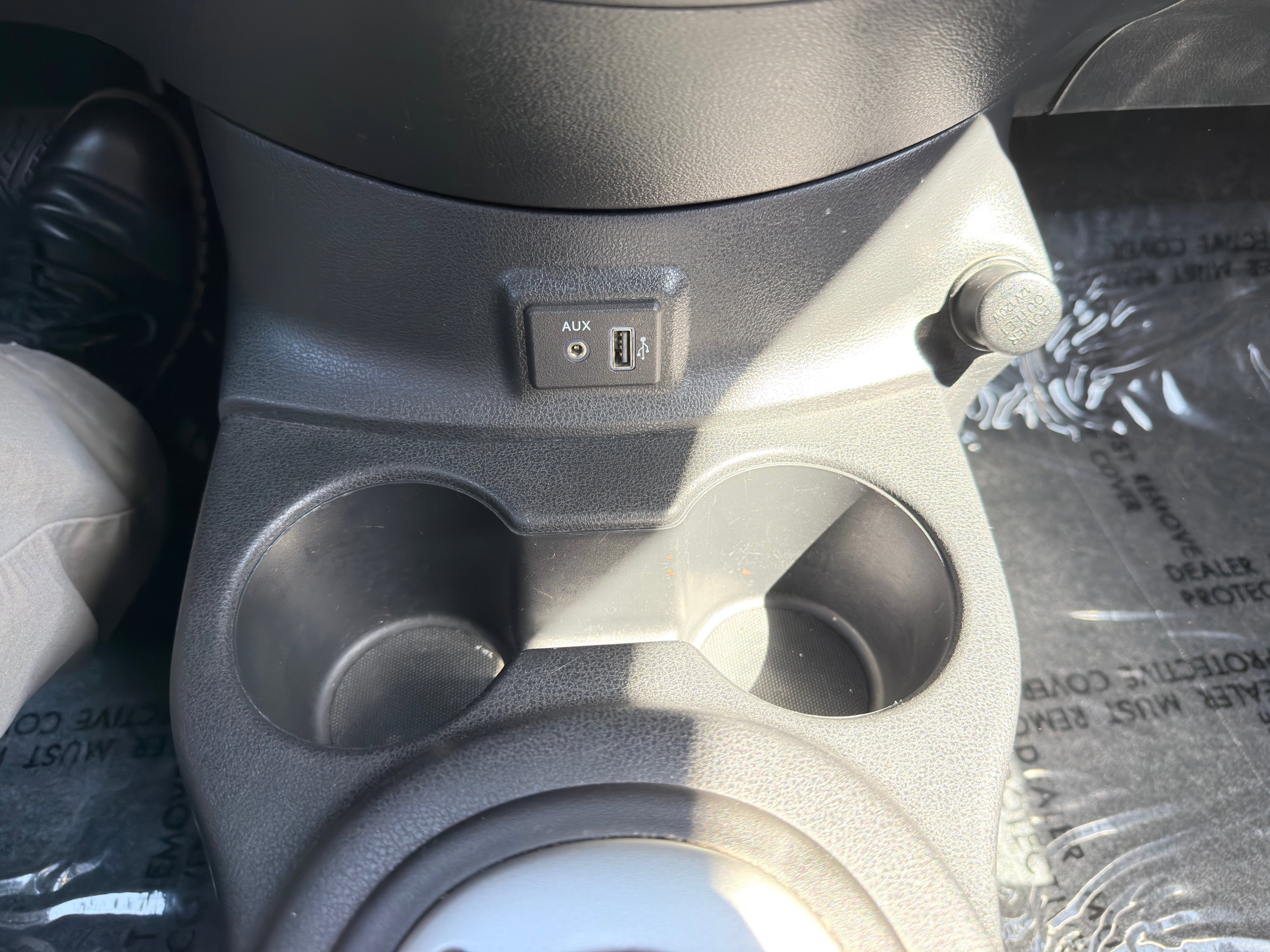 Used 2019 Nissan Versa SV image 28