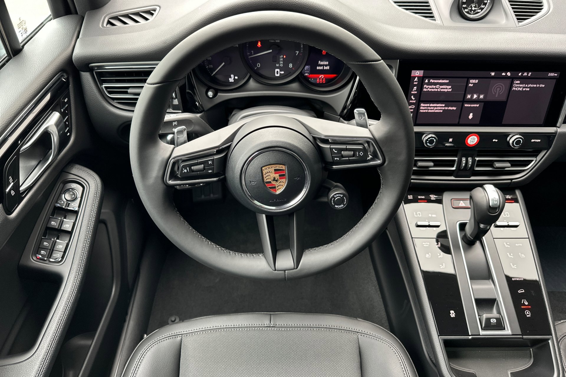 New 2026 Porsche Macan image 16