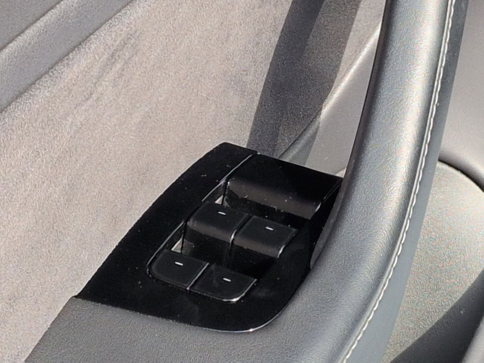 Used 2019 Tesla Model 3 Standard Range Plus image 15