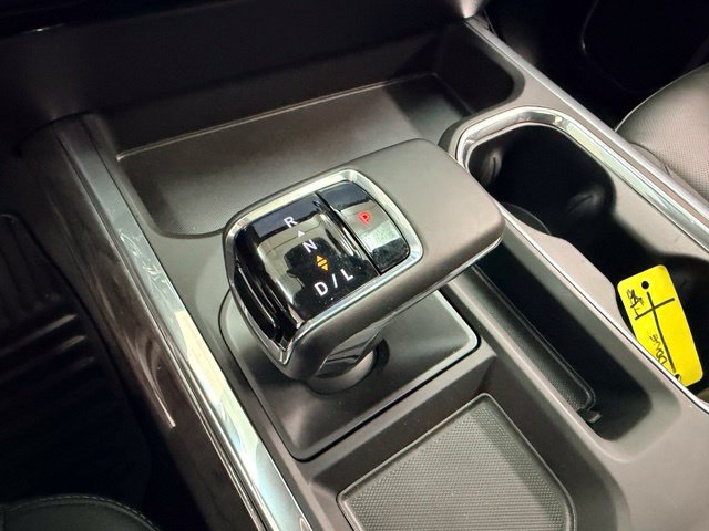 Certified 2025 Chevrolet Silverado 1500 LTZ w/ LTZ Premium Package AWD/4WD image 15