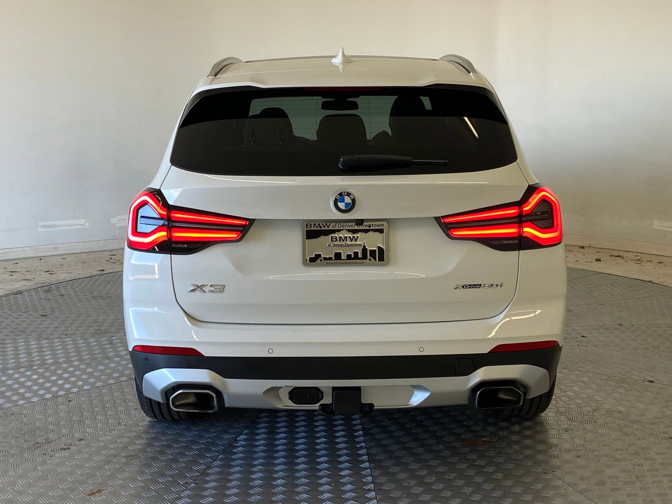 Certified 2024 BMW X3 xDrive30i w/ Convenience Package image 9