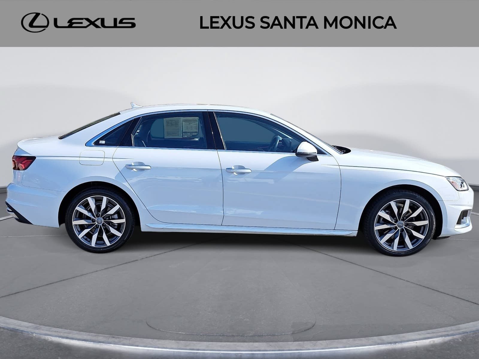 Used 2020 Audi A4 2.0T Premium Plus w/ Premium Plus Package FWD image 4