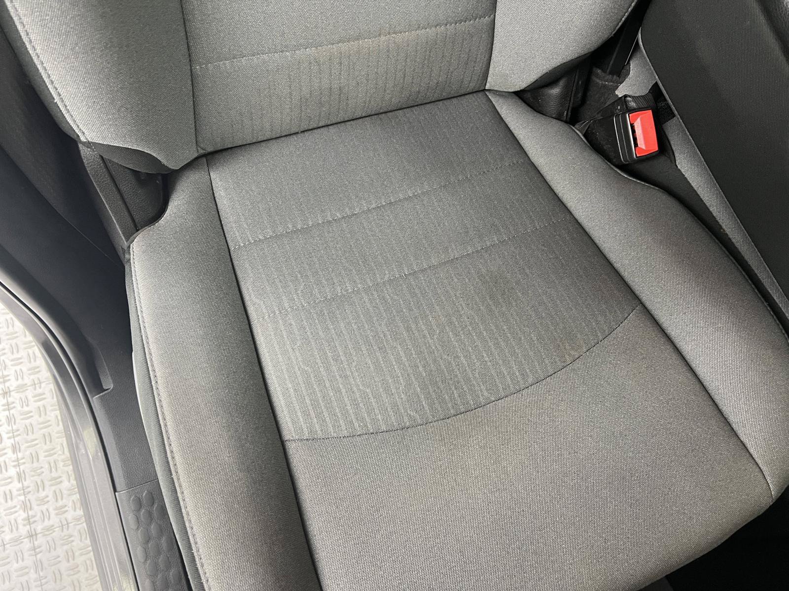 Used 2021 RAM 1500 Classic SLT RWD image 36