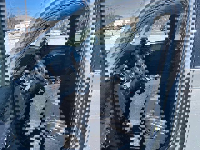 New 2026 Volvo XC90 B6 Ultra w/ Protection Package image 4