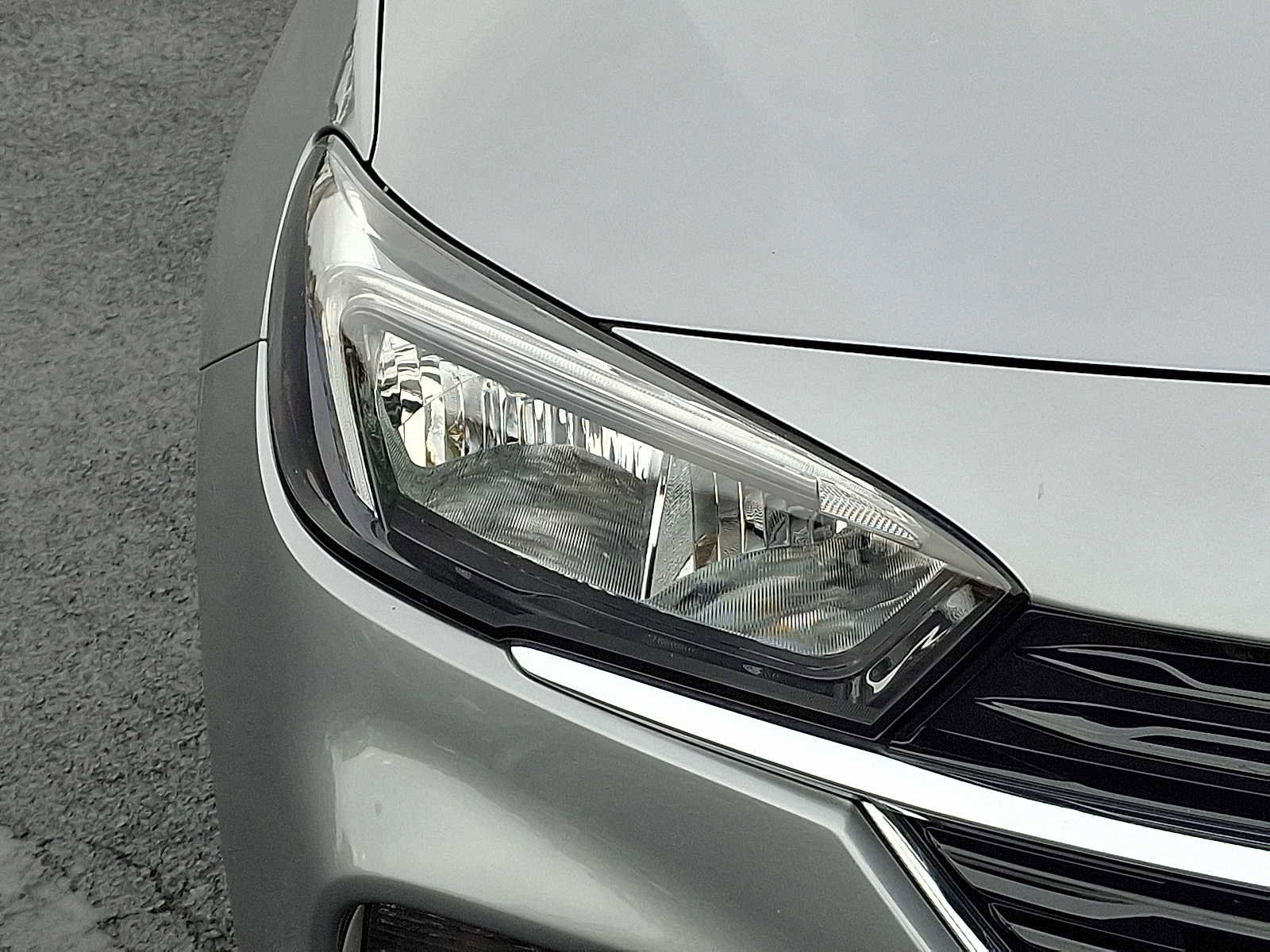 Certified 2023 Buick Encore GX Preferred w/ Cold Weather Comfort Package image 9