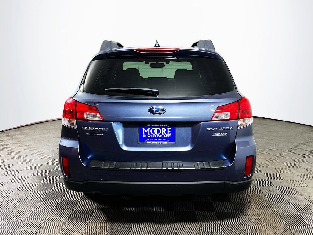 Used 2014 Subaru Outback 2.5i Premium AWD/4WD image 6
