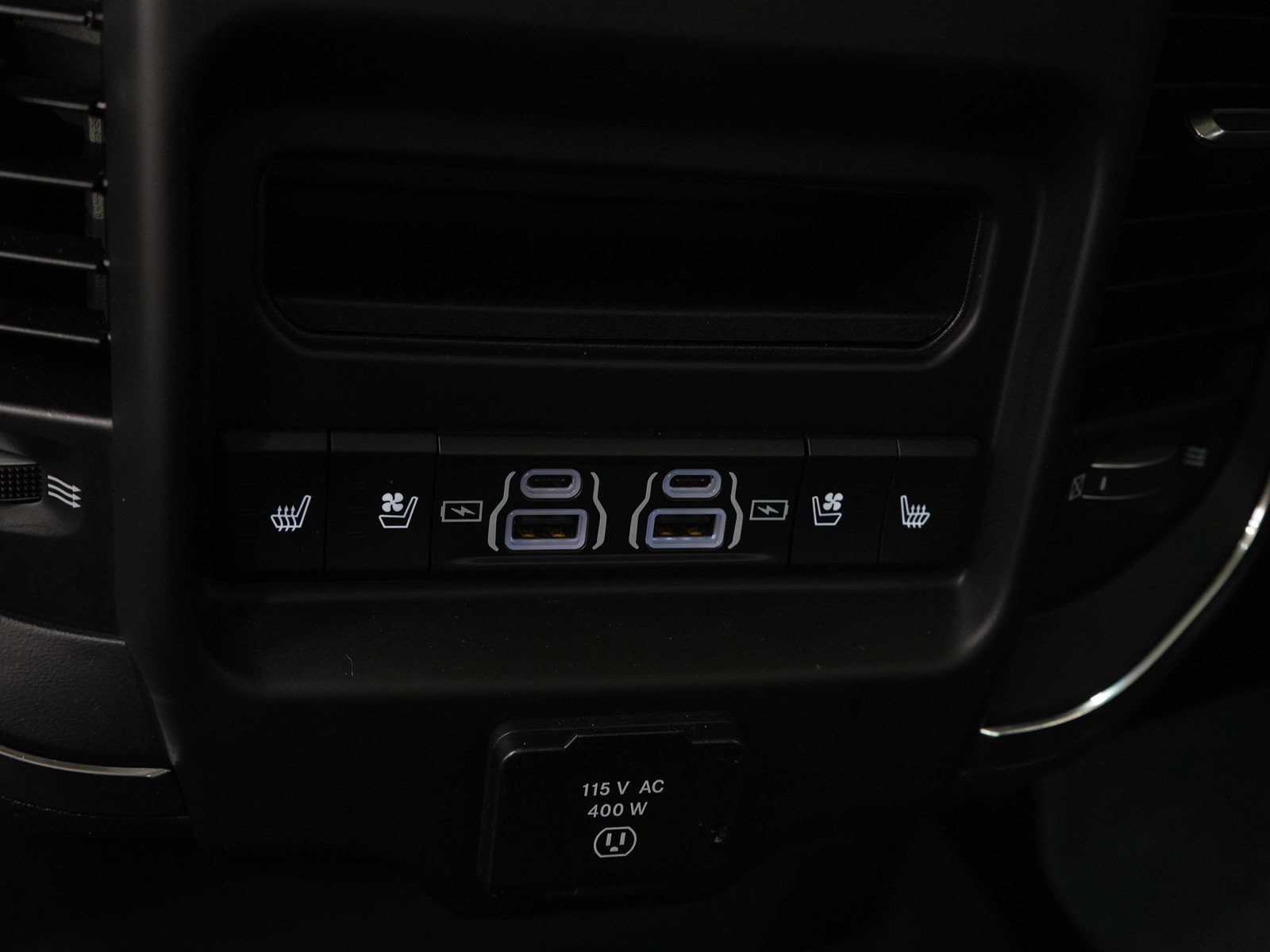 Used 2022 RAM 1500 Limited AWD/4WD image 17