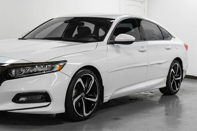 Used 2019 Honda Accord Sport image 10
