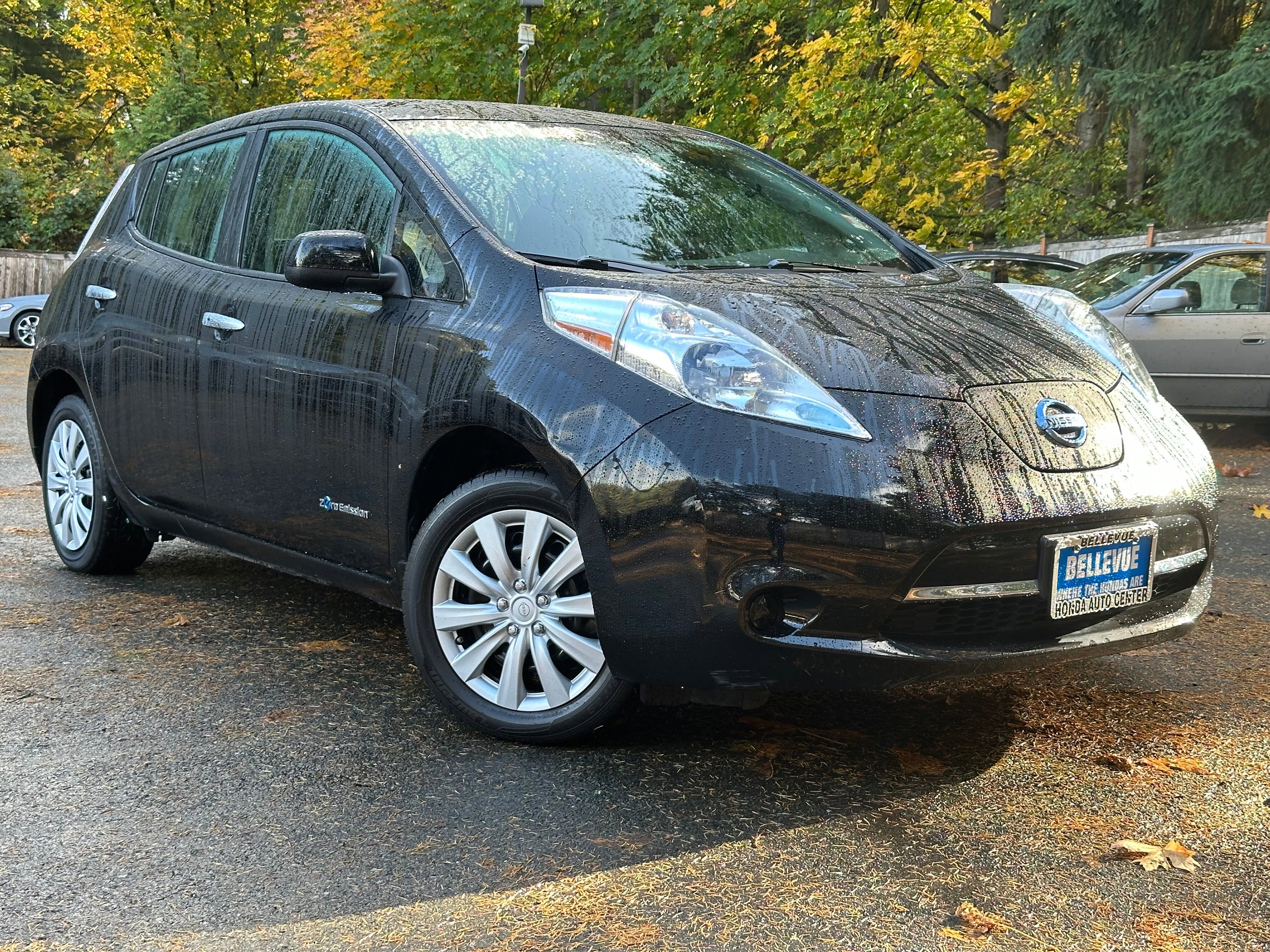 Used 2016 Nissan Leaf S w/ Charger Package image 2