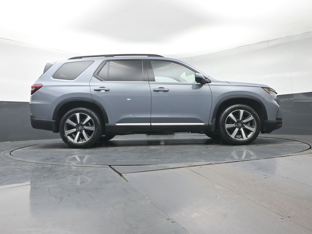 Used 2024 Honda Pilot Touring image 37