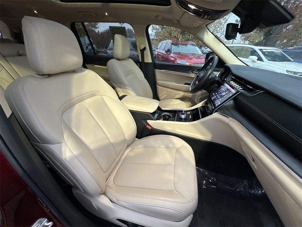 Used 2021 Jeep Grand Cherokee L Limited w/ Trailer Tow Group (B) image 26