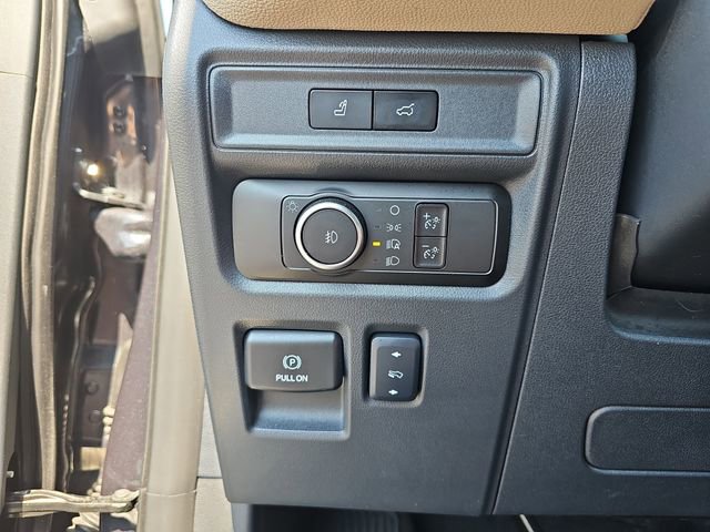 Used 2024 Ford Expedition Max Limited RWD image 31