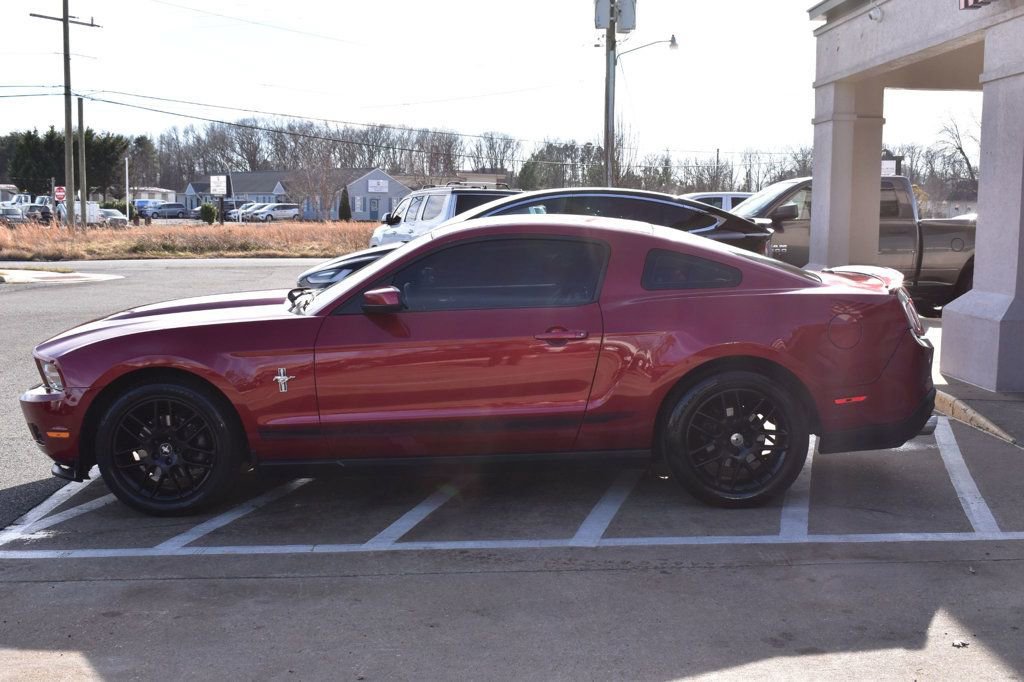 Used 2012 Ford Mustang Premium RWD image 5