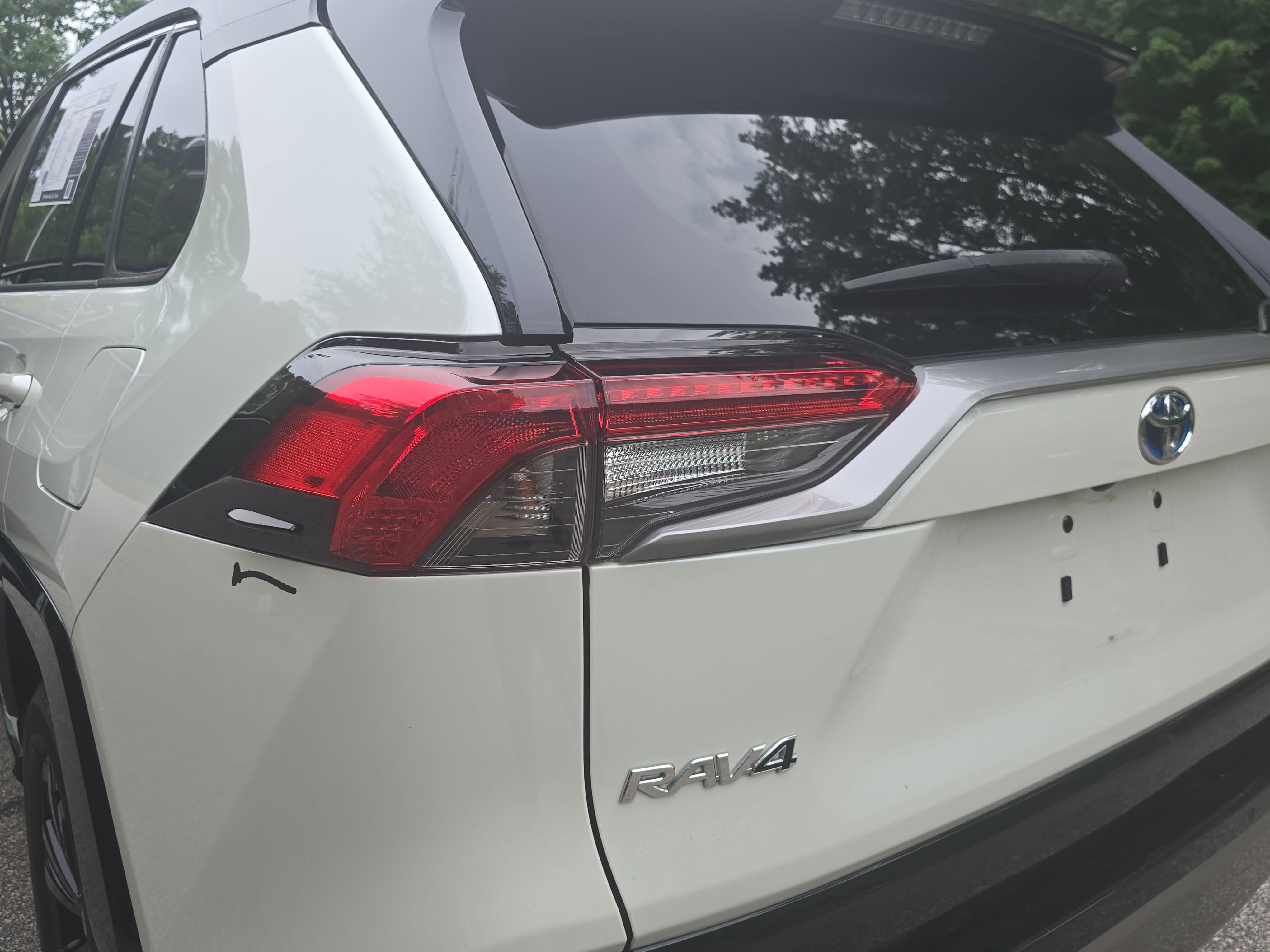 Used 2022 Toyota RAV4 XSE AWD/4WD image 33
