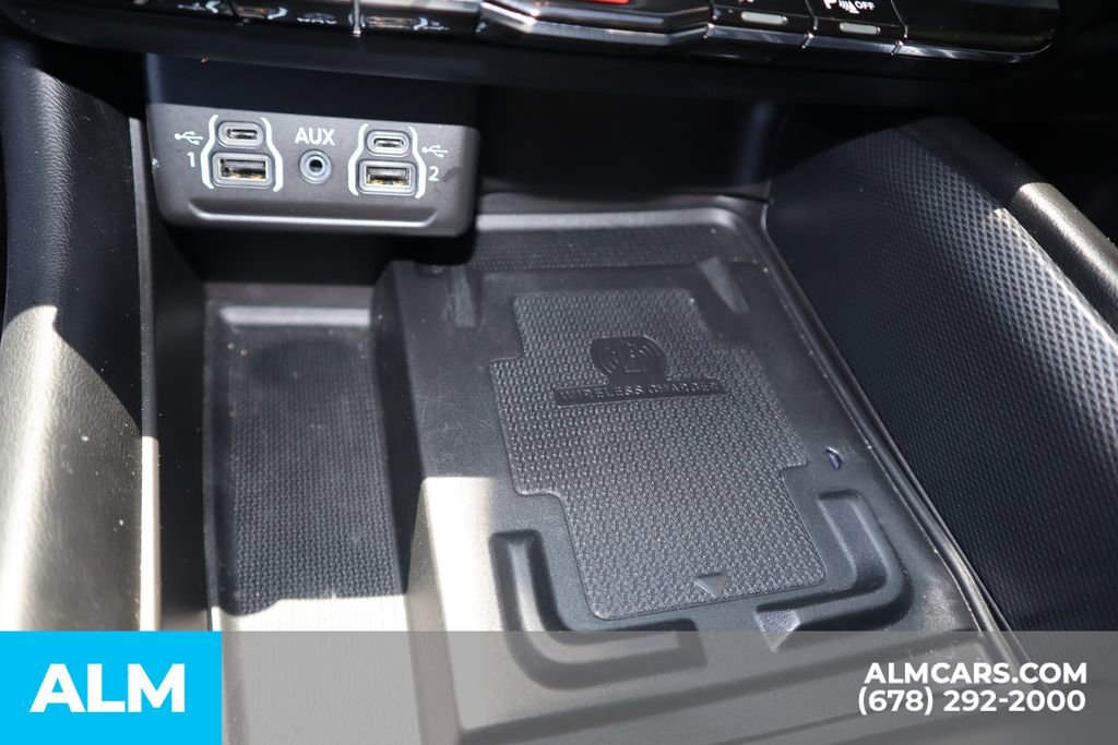 Used 2021 Dodge Durango R/T w/ Blacktop Package AWD/4WD image 35