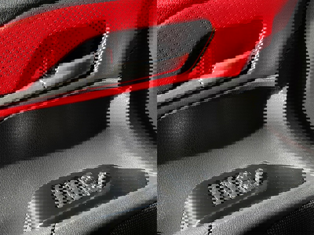 Used 2025 Toyota Camry XSE image 21