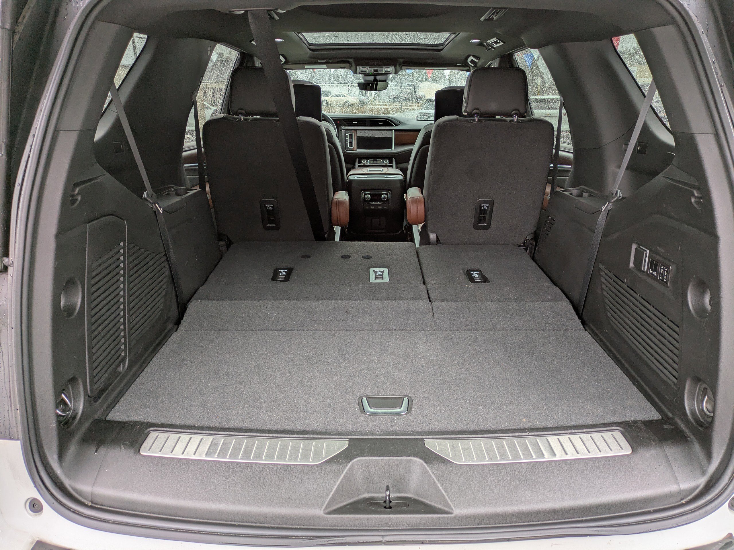 Used 2023 GMC Yukon Denali Ultimate image 13