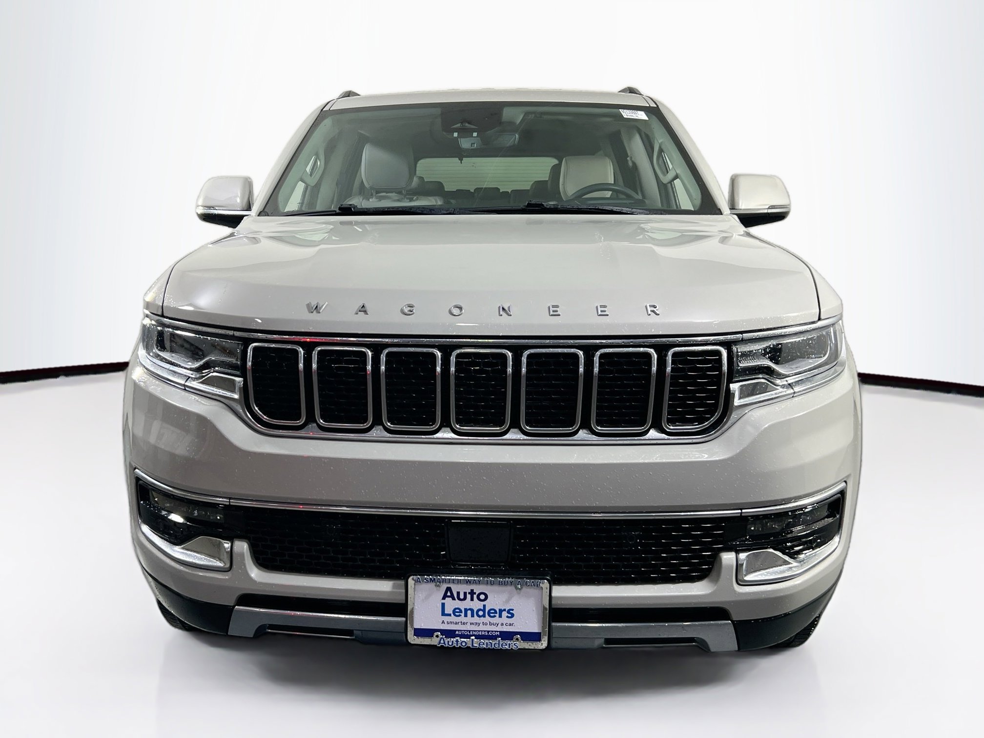 Used 2022 Jeep Wagoneer Series III w/ Flexible Seating Group image 2