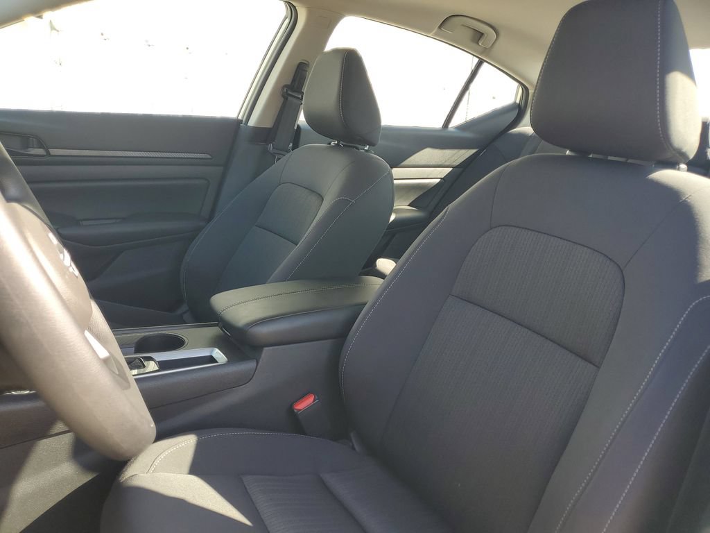 Certified 2025 Nissan Altima 2.5 S FWD image 23