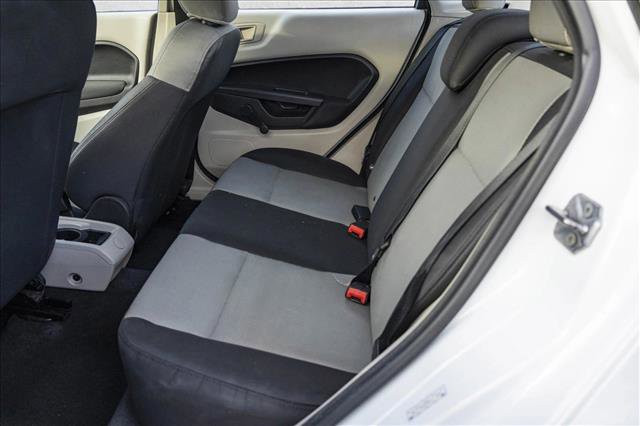 Used 2013 Ford Fiesta S image 20