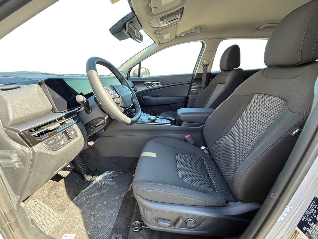 New 2026 Kia Sportage S image 9