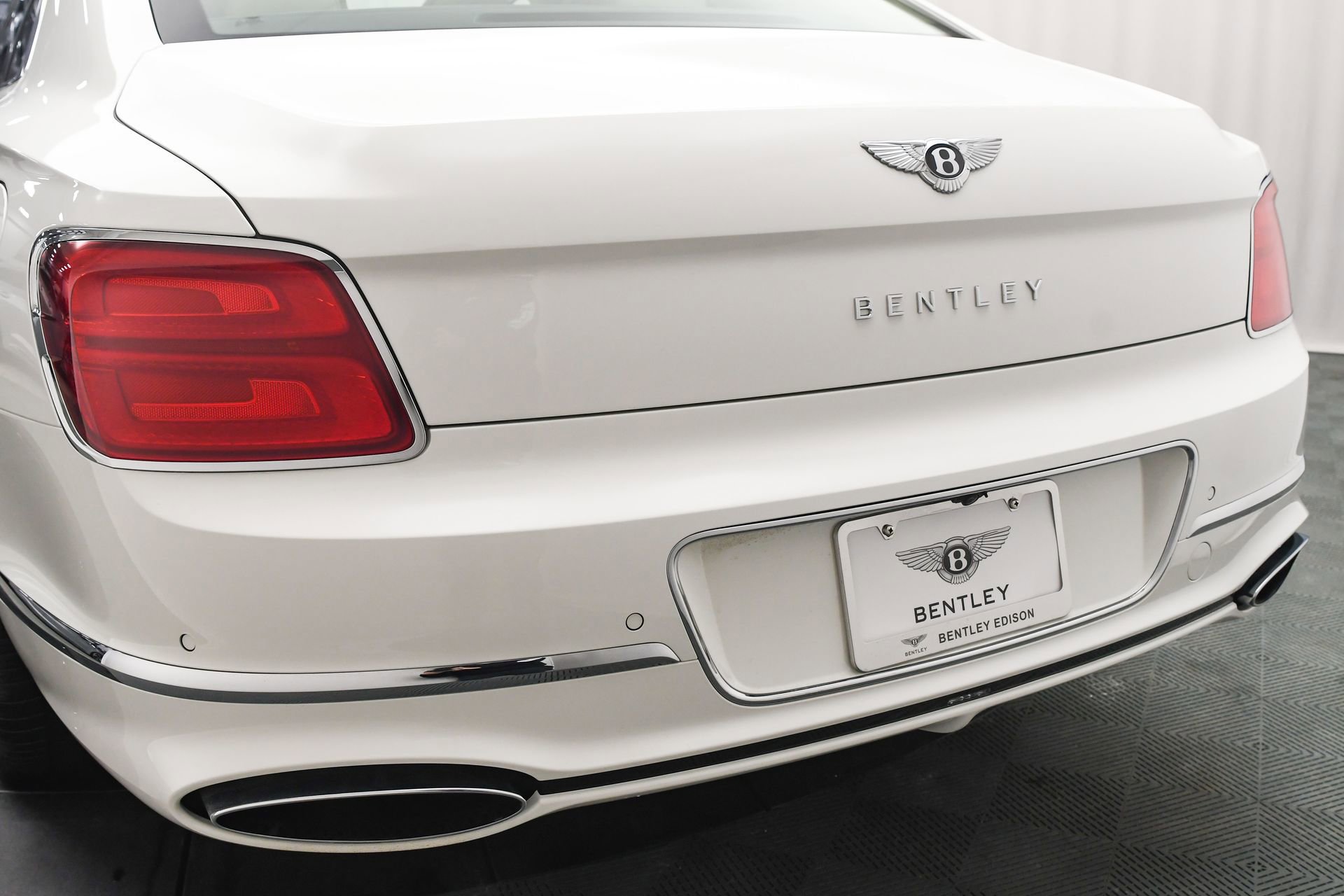 New 2026 Bentley Flying Spur Plug-In Hybrid AWD/4WD image 22