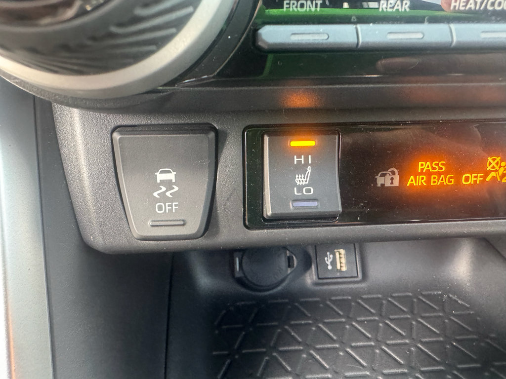 Used 2023 Toyota RAV4 SE w/ Convenience Package AWD/4WD image 20