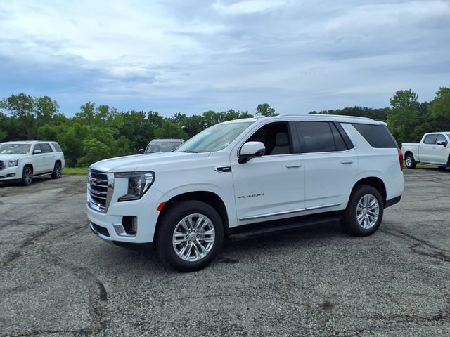 Used 2024 GMC Yukon SLT w/ SLT Luxury Package AWD/4WD image 12
