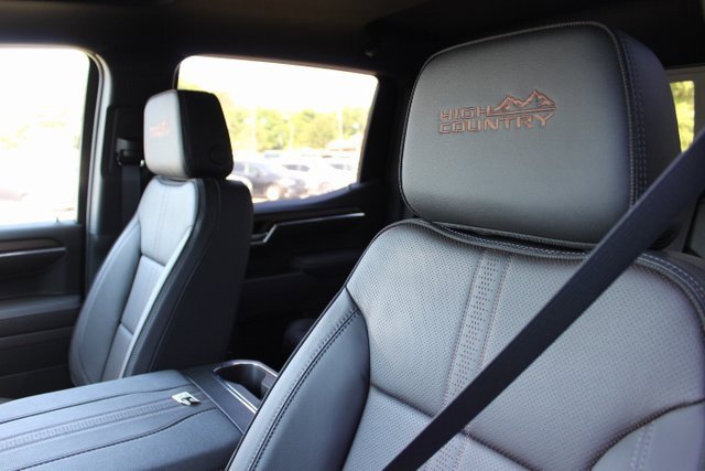 New 2025 Chevrolet Silverado 1500 High Country image 10