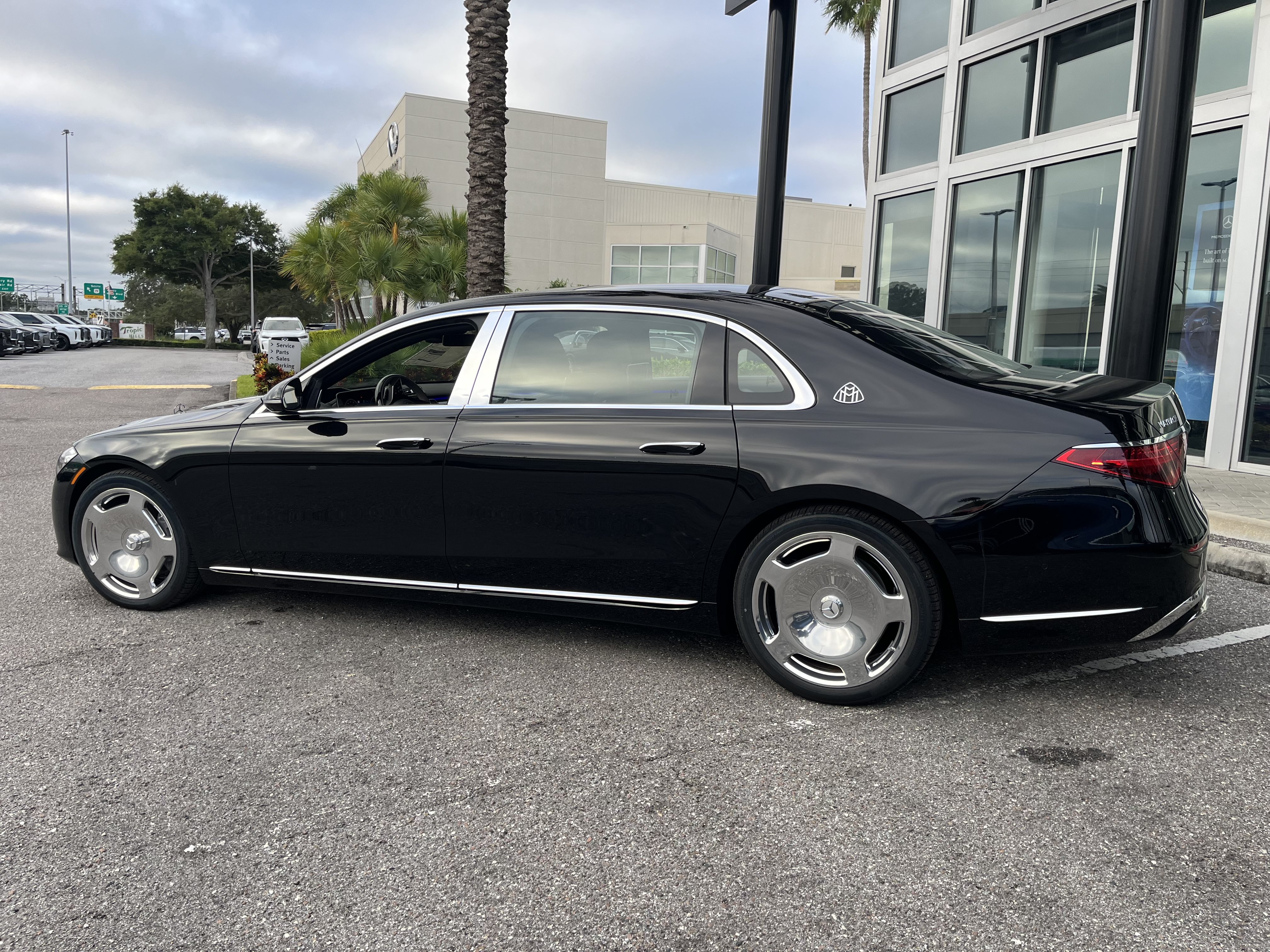 New 2026 Mercedes-Benz Maybach S 580 4MATIC image 4