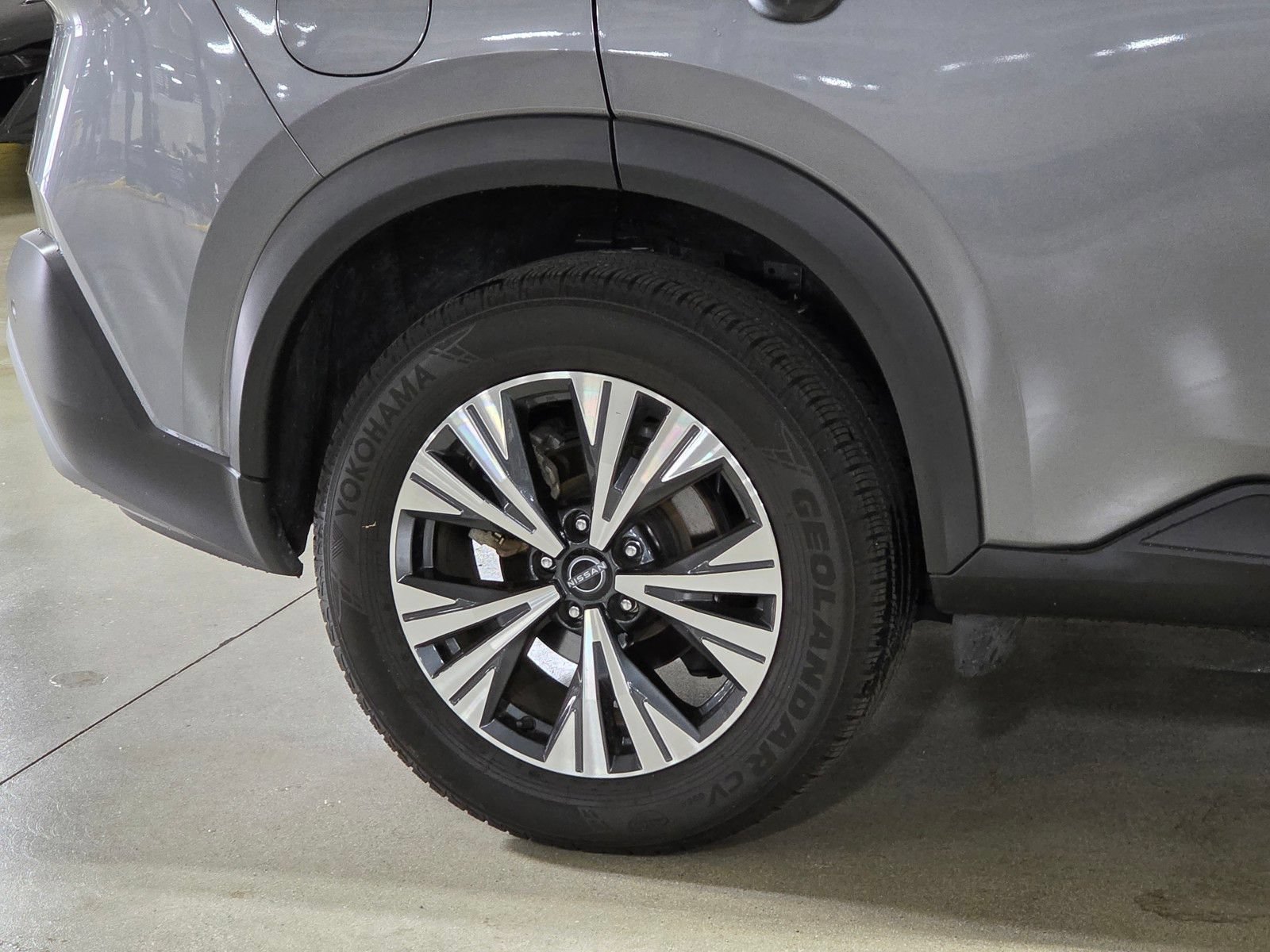 Used 2023 Nissan Rogue SV w/ SV Premium B Package AWD/4WD image 9