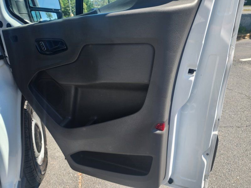 Used 2023 Ford Transit 250 Medium Roof w/ Load Area Protection Package image 7