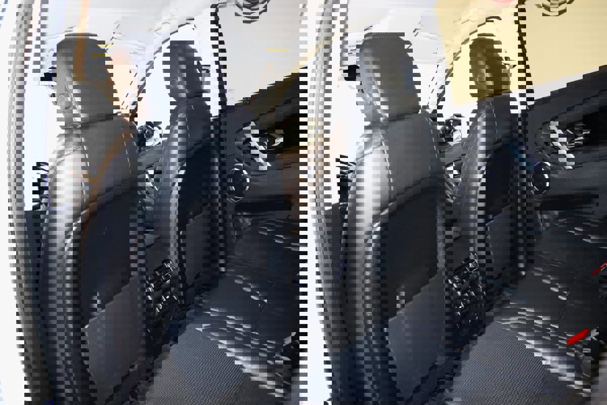 Used 2020 Land Rover Discovery Sport S image 49