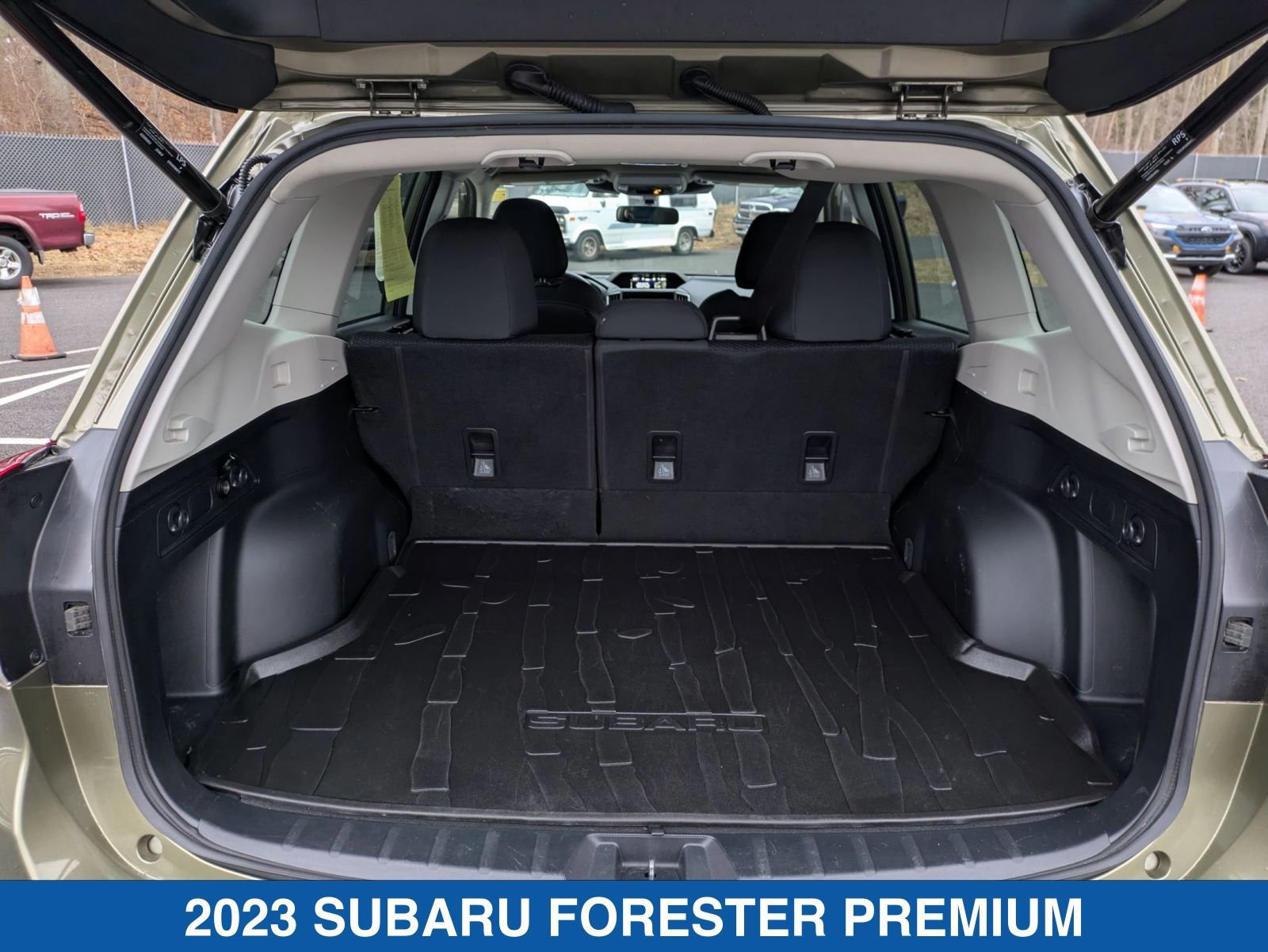 Certified 2023 Subaru Forester Premium image 33