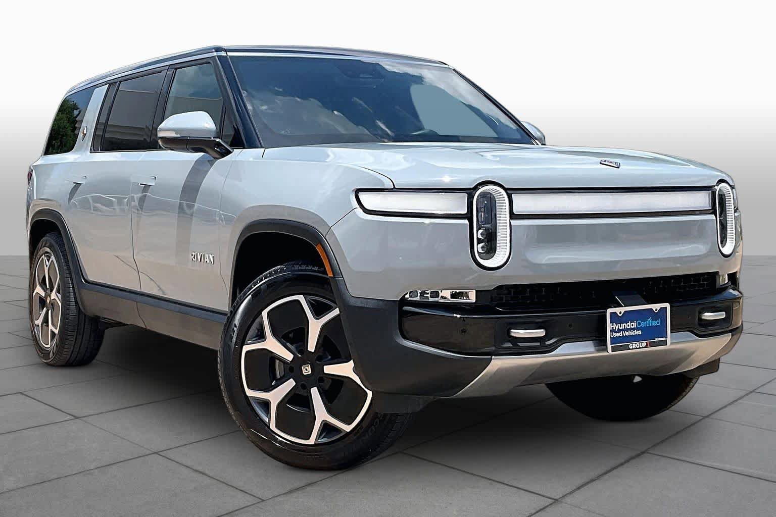 Used 2024 Rivian R1S Adventure AWD/4WD video 2