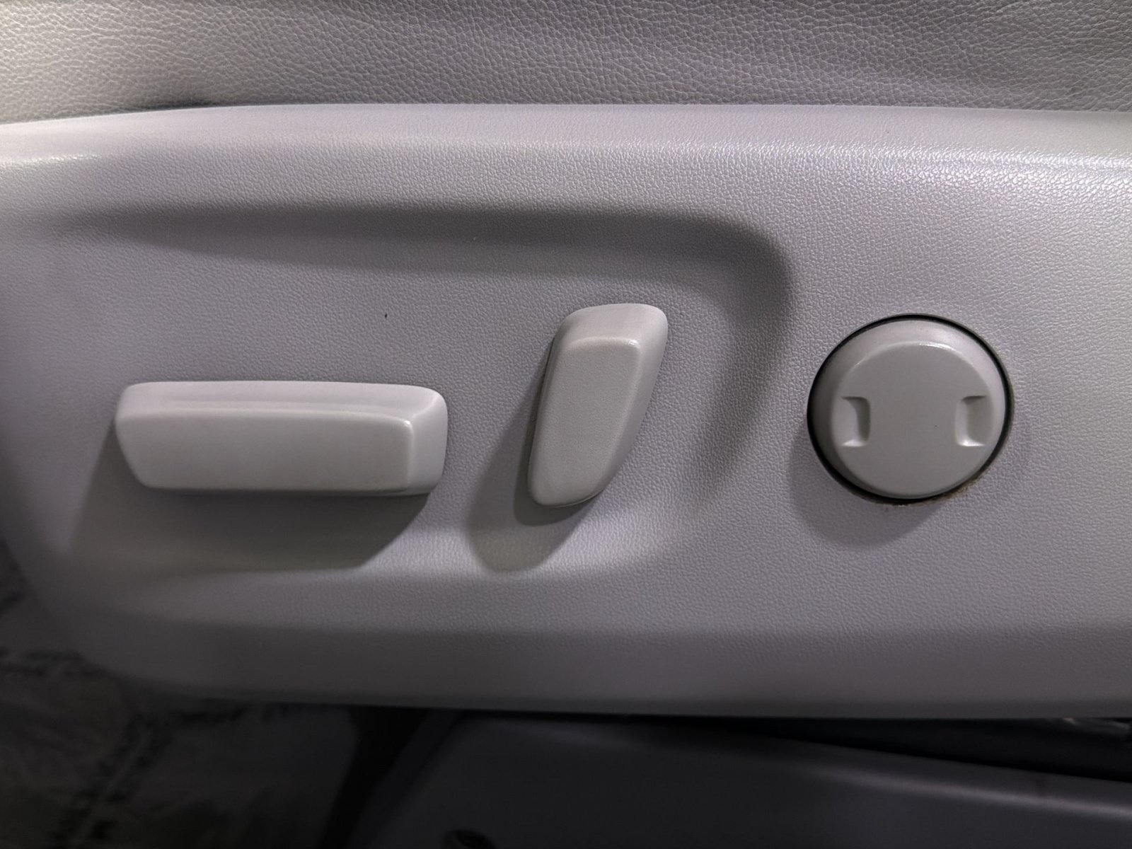 Used 2018 Toyota Sienna XLE Premium FWD image 26