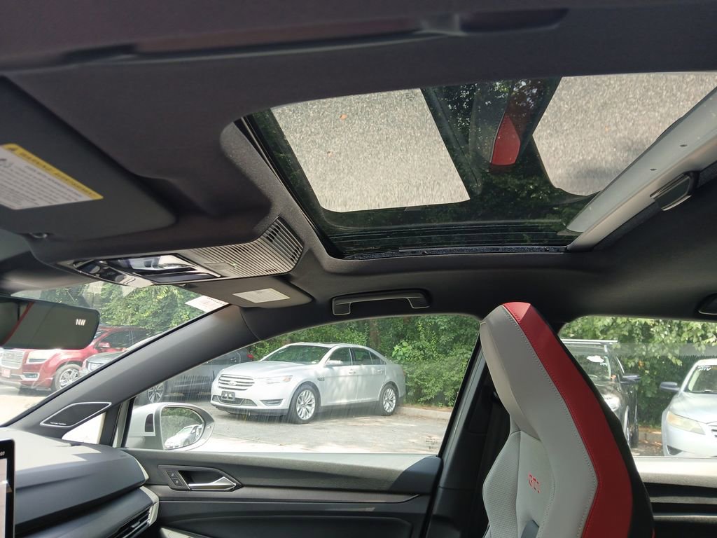 New 2025 Volkswagen GTI SE image 21