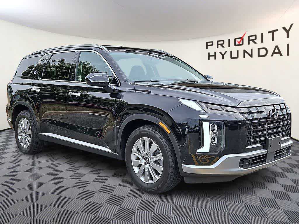 Used 2024 Hyundai Palisade SEL AWD/4WD image 3