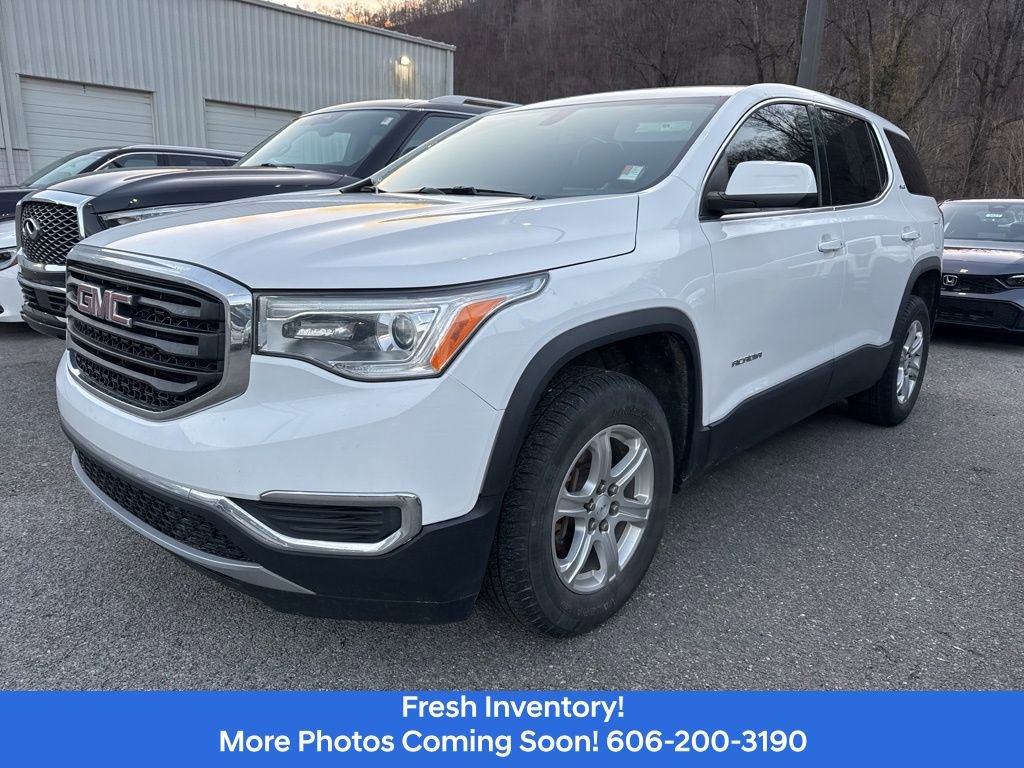 Used 2019 GMC Acadia SLE w/ LPO, Floor Liner Package FWD image 1