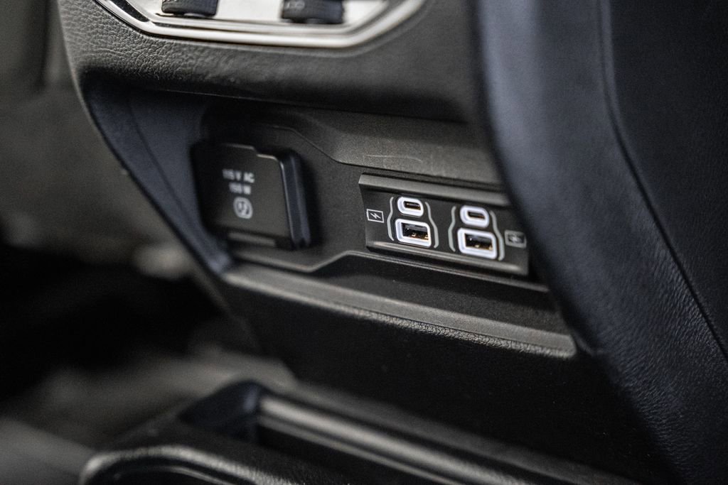 Certified 2024 Jeep Grand Cherokee L Limited w/ Luxury Tech Group II image 38