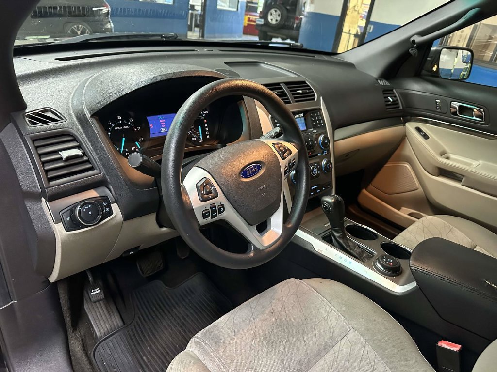 Used 2013 Ford Explorer 4WD image 14