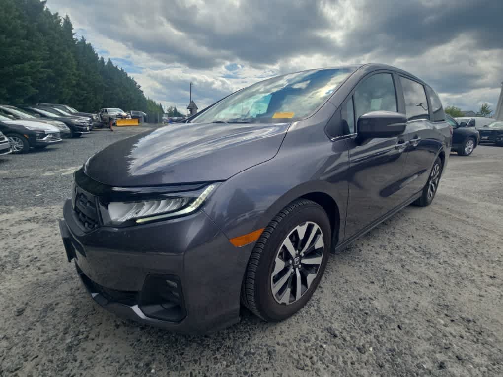 Certified 2025 Honda Odyssey EX-L image 3