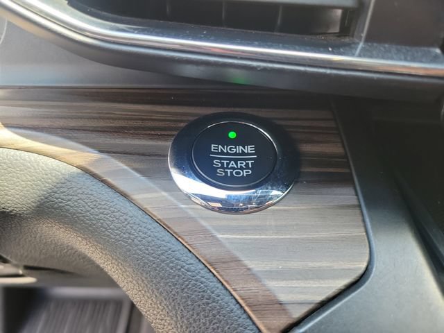 Used 2020 Ford Explorer Limited w/ Class III Trailer Tow Package AWD/4WD image 39