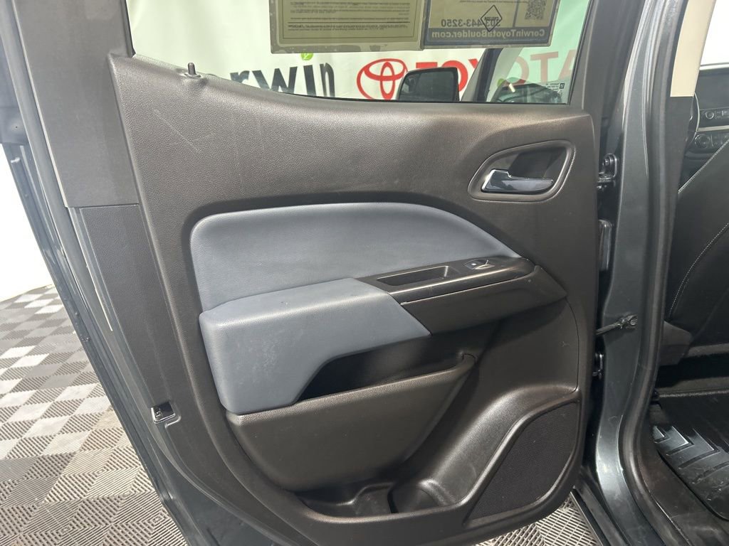 Used 2017 Chevrolet Colorado Z71 image 17