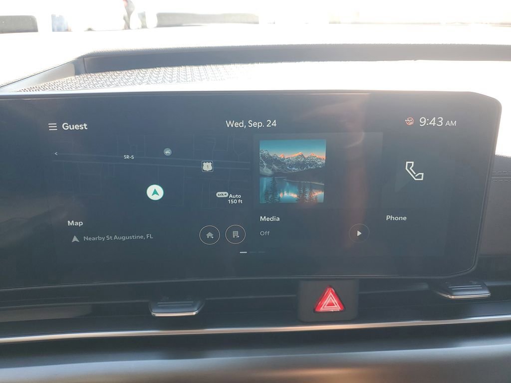 New 2026 Kia Carnival SX w/ SX Dark Edition Package FWD image 32