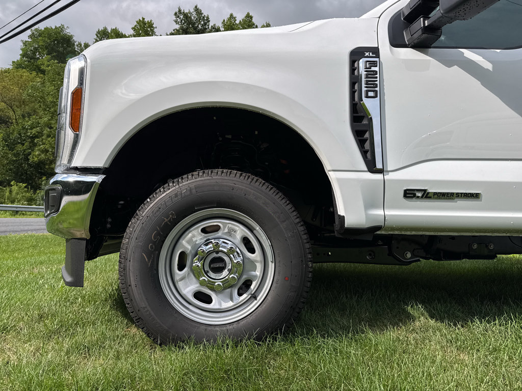 New 2026 Ford F250 XL w/ FX4 Off-Road Package AWD/4WD image 22